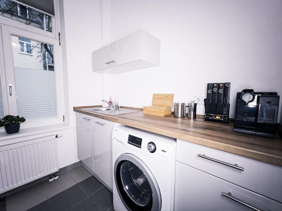 Wohlfuehl-Oase Mitten In Der Stadt - Garten, Grill, Netflix Und Drucker Leipzig Buitenkant foto